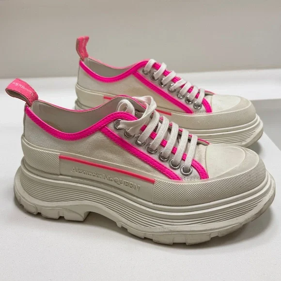 Stylish Women's Alexander McQueen Sneakers in Cream and Pink